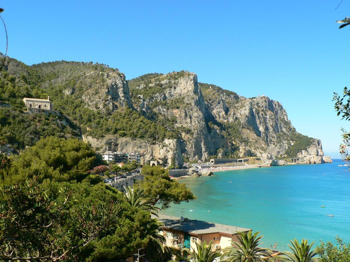 Hotel Hc Finale Ligure Kültér fotó